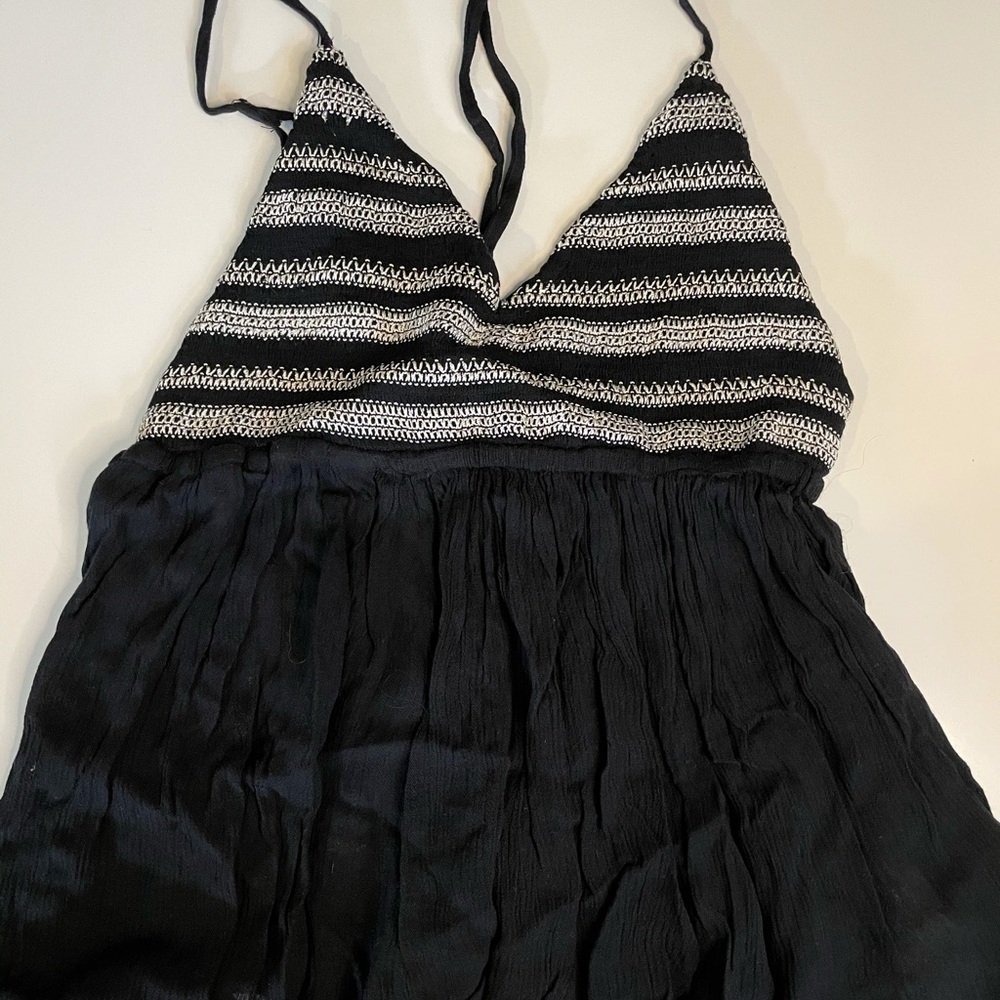 Black and white tank top